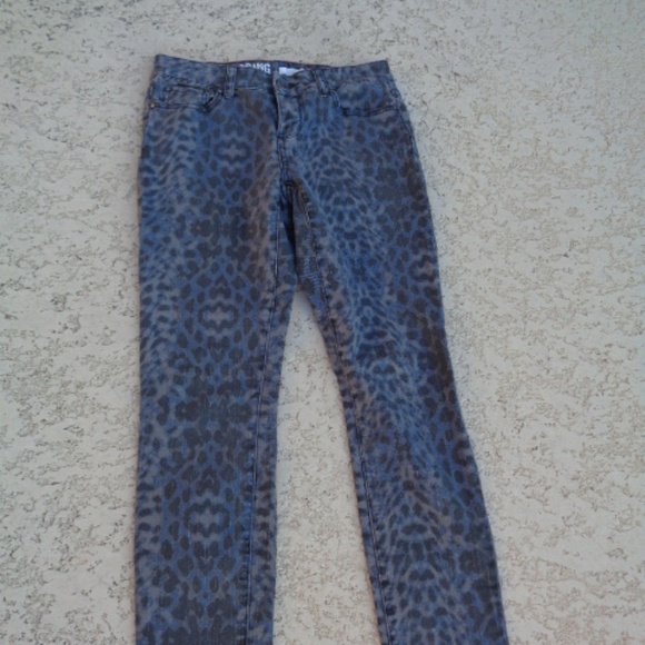 Dkny Denim - DKNY Size 4 Animal Print Jeans